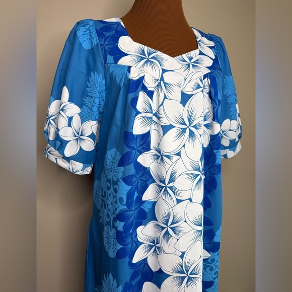 Royal Creations Blue Hawaiian MuuMuu Maxi Dress Size Small - Picture 2 of 9